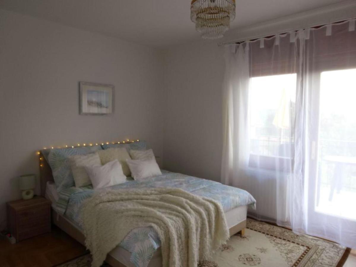 شقة Laszlo Apartman تيهاني المظهر الخارجي الصورة