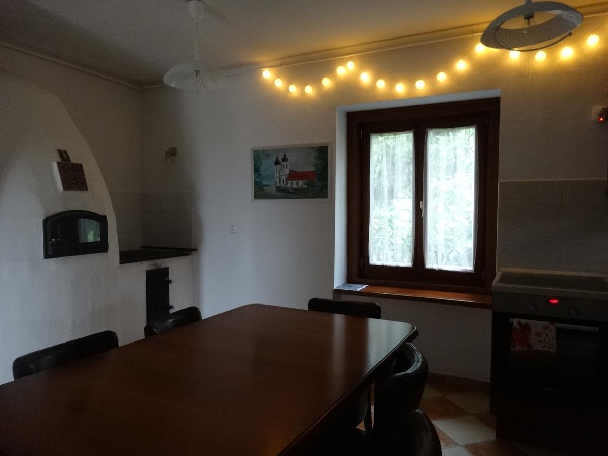 شقة Laszlo Apartman تيهاني المظهر الخارجي الصورة